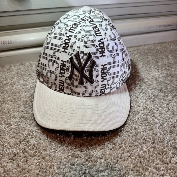 New Era Other - New York Yankees Men's New Era 59Fifty Fitted Cap Cream/Brown 7-3/8